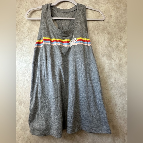 Vintage Nike Training Rainbow Tank Top M - Picture 2 of 4